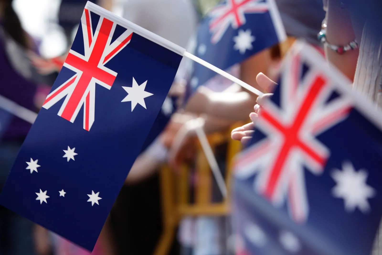 Larry Advised an Australian Sports Goods Company on Operation and Cooperation wi