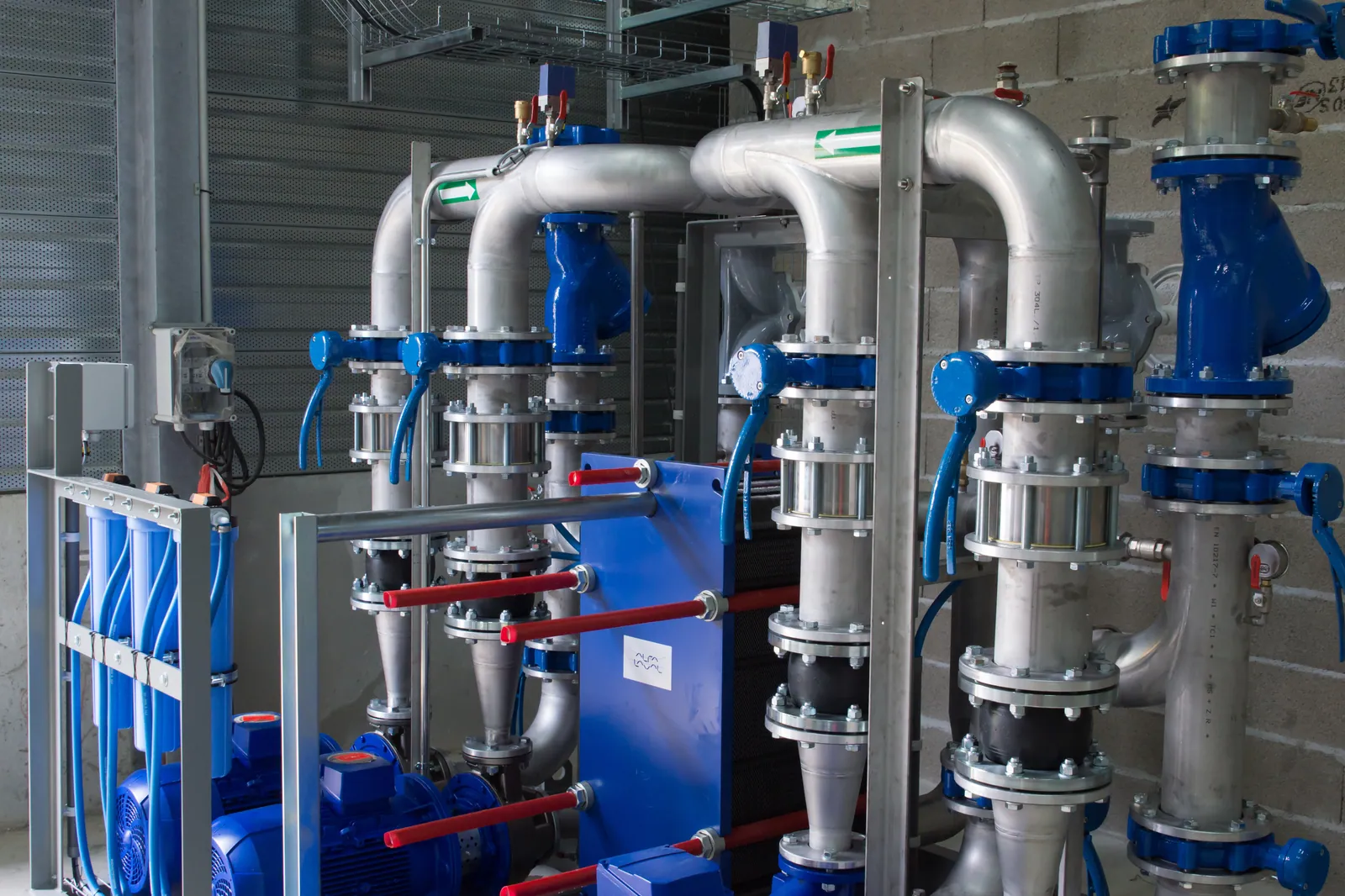 Ensuring Successful Machinery Installation: A Client's Experience with Legal Support