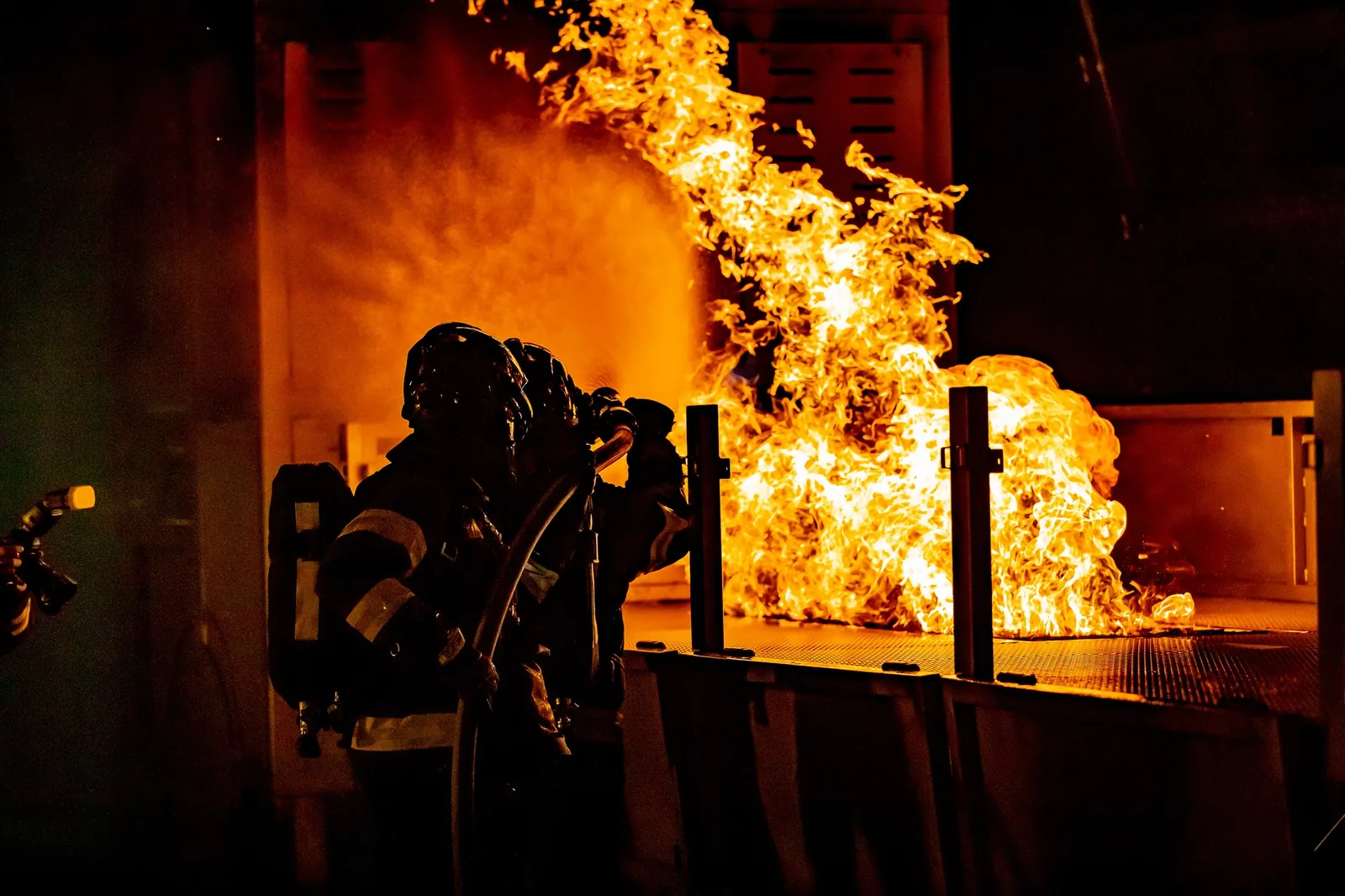 Attorneys Larry & Bryan Assisted U.S. Buyer in Resolving Equipment Procurement Dispute, Recovering Hundreds of