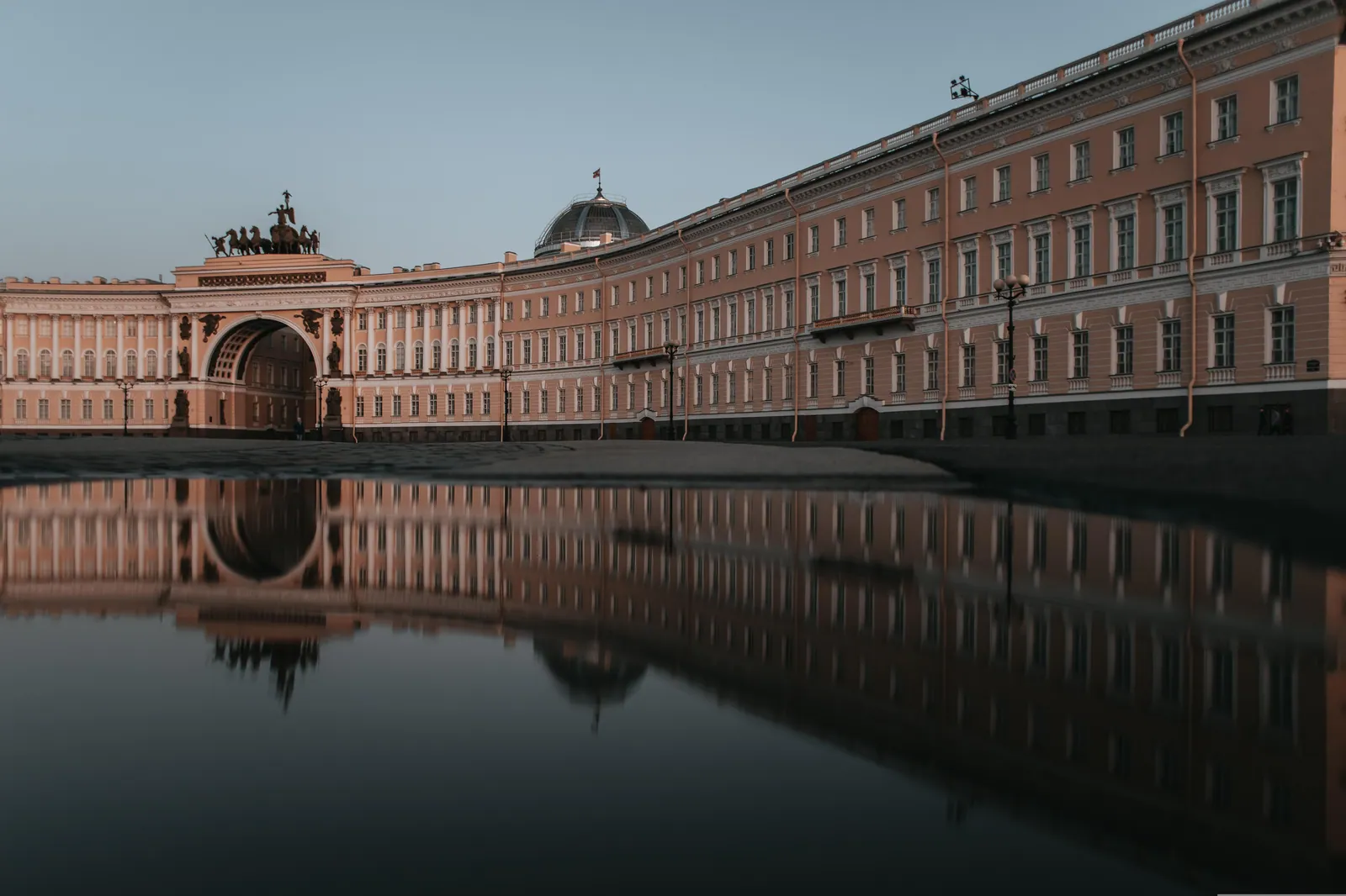 Attorneys Larry and Laney Assist Foshan Company in Winning Russia Arbitration, R