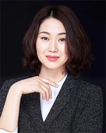 Chinese Lawyer Tingting Li
