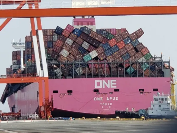 Can Consignors Get Refund from Chinese Freight Forwarders When the Goods Are Lost at Sea?